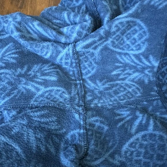 CHUBBIES The Island Hoppers Sherpa Lounger Shorts in Pineapple Navy - Picture 7 of 10